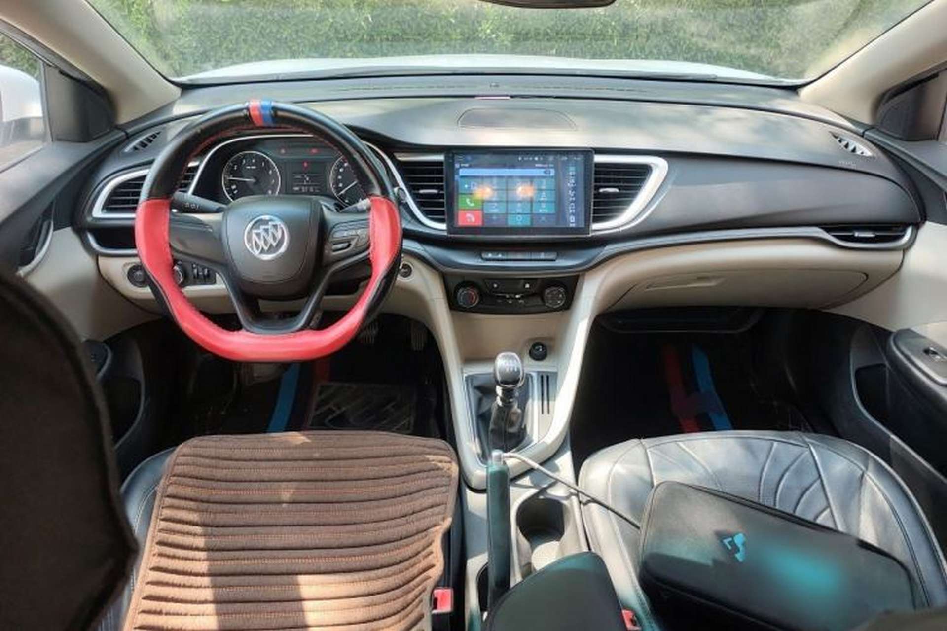 Used Buick GT 2018 15T Manual Entry-Level Version China V Standard Center Console