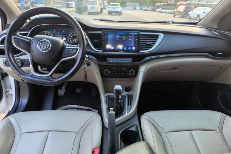 Used Buick GT 2018 15T Manual Elite Version China V Standard Center Console