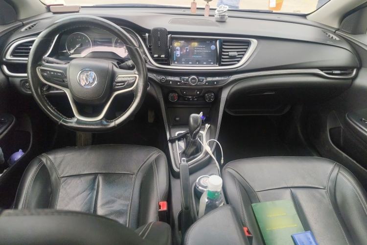 Used Buick GT 2018 18T Automatic Elite Model Center Console