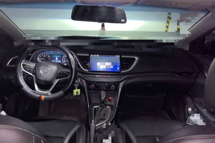 Used Buick GT 2018 18T Automatic Elite Model Center Console