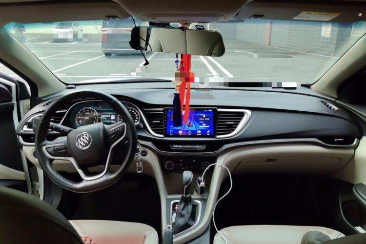 Used Buick GT 2018 15T Dual-Clutch Elite Model China V Standard Center Console