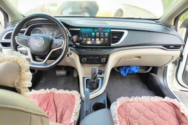 Used Buick GT 2018 15T Dual-Clutch Elite Model China V Standard Center Console