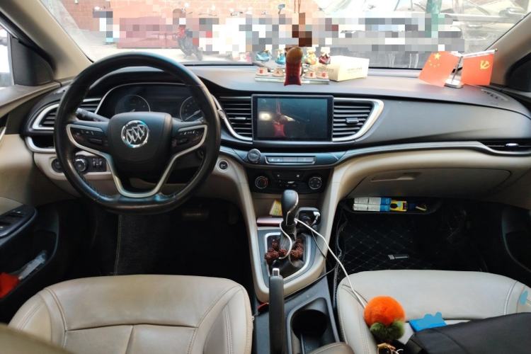 Used Buick GT 2018 15T Dual-Clutch Elite Model China V Standard Center Console