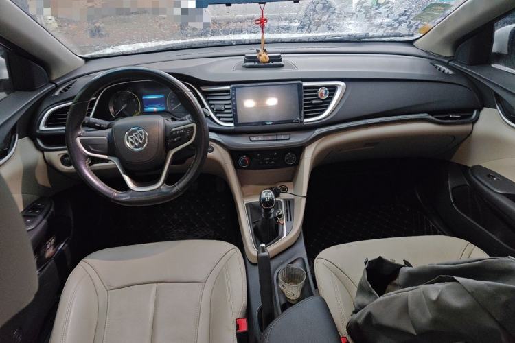 Used Buick GT 2018 15T Manual Elite Version China V Standard Center Console