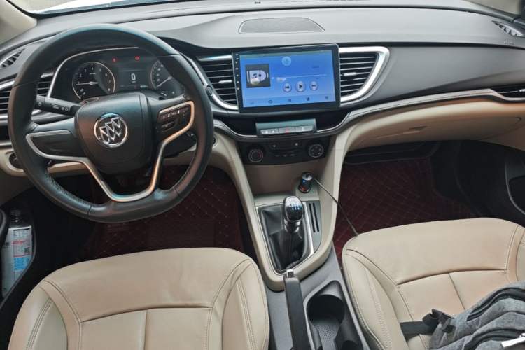 Used Buick GT 2018 15T Manual Elite Version China V Standard Center Console