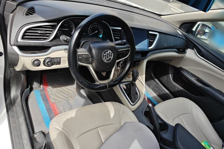 Used Buick GT 2018 15T Dual-Clutch Elite Model China V Standard Center Console