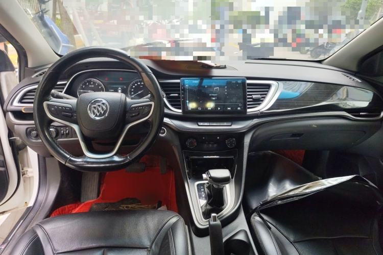 Used Buick GT 2018 18T Automatic Elite Model Center Console