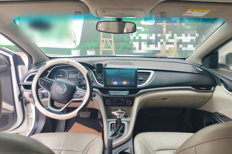 Used Buick GT 2018 15T Dual-Clutch Elite Model China V Standard Center Console