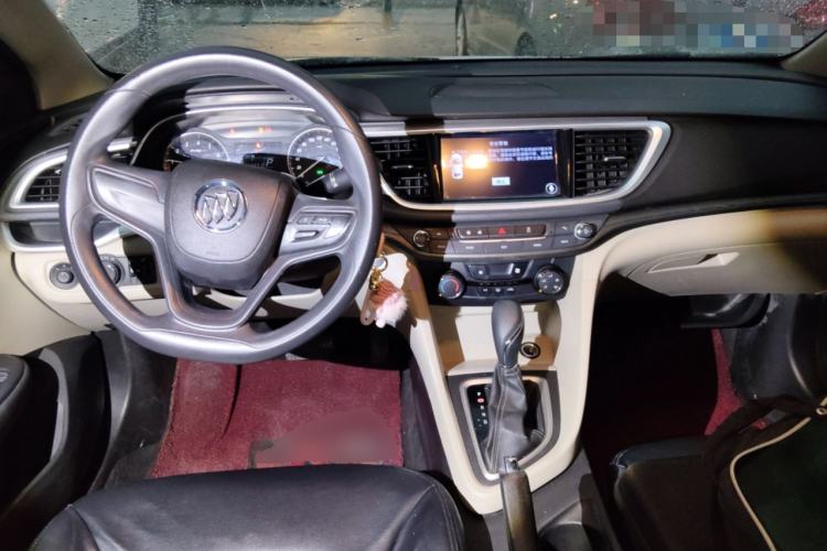 Used Buick GT 2018 15T Dual-Clutch Advanced Model China V Standard Center Console
