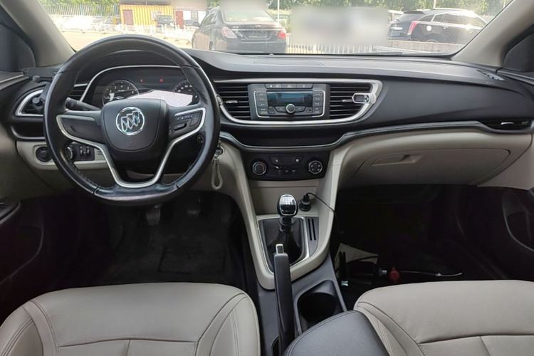 Used Buick GT 2018 15T Manual Elite Version China V Standard Center Console