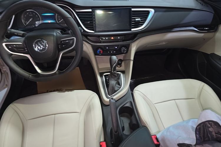 Used Buick GT 2018 15T Dual-Clutch Elite Model China V Standard Center Console