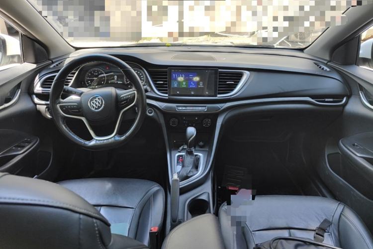 Used Buick GT 2018 18T Automatic Elite Model Center Console