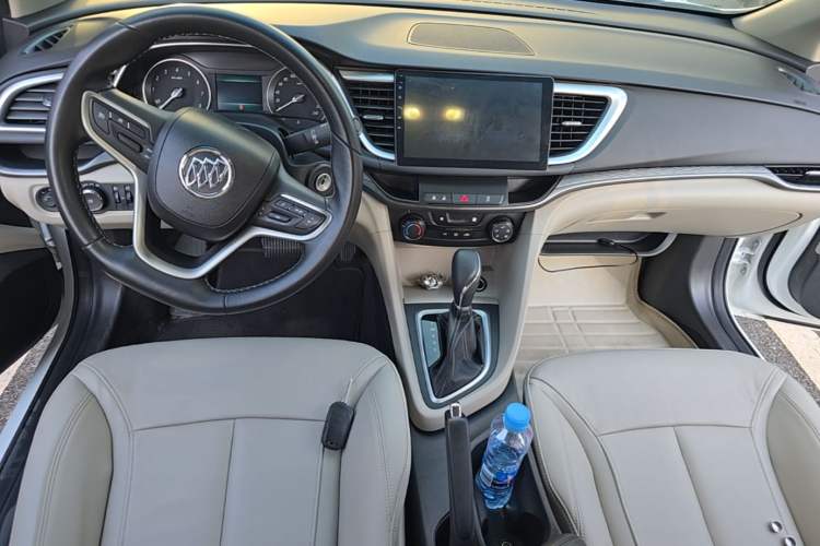 Used Buick GT 2018 15T Dual-Clutch Elite Model China V Standard Center Console