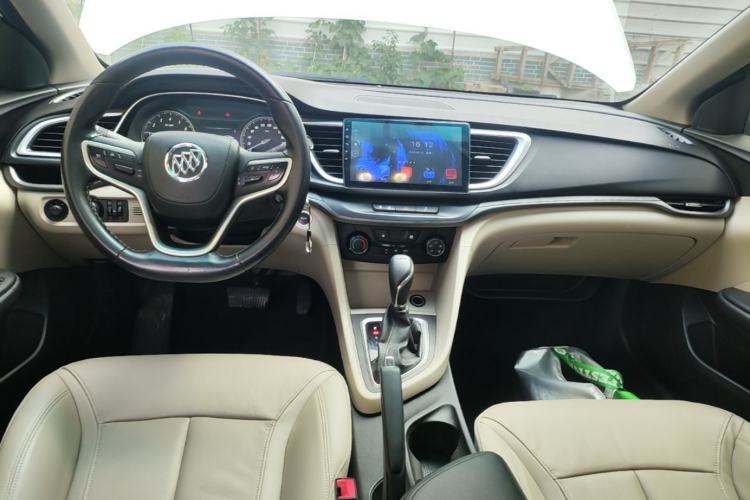 Used Buick GT 2018 15T Dual-Clutch Elite Model China V Standard Center Console