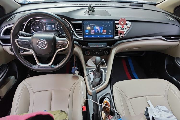 Used Buick GT 2018 15T Dual-Clutch Elite Model China V Standard Center Console