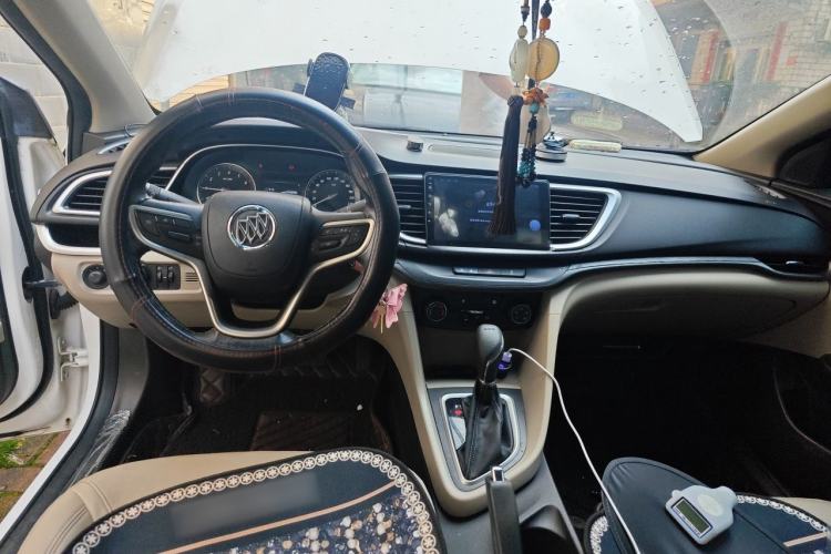 Used Buick GT 2018 15T Dual-Clutch Elite Model China V Standard Center Console