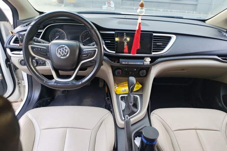 Used Buick GT 2018 15T Dual-Clutch Elite Model China V Standard Center Console