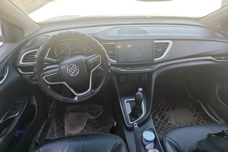 Used Buick GT 2018 18T Automatic Elite Model Center Console
