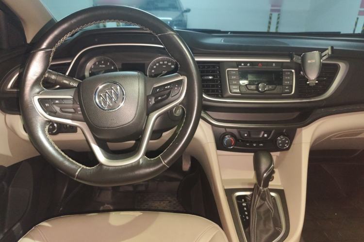 Used Buick GT 2018 15T Dual-Clutch Elite Model China V Standard Center Console