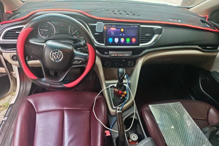 Used Buick GT 2018 15T Dual-Clutch Advanced Model China V Standard Center Console