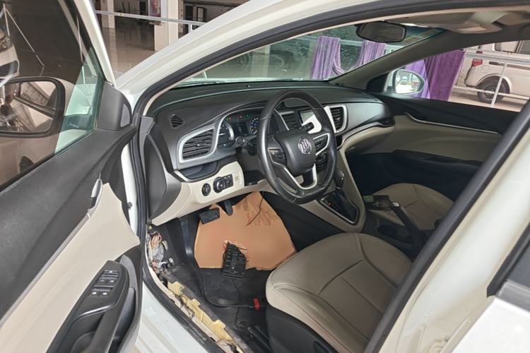 Used Buick GT 2018 15T Dual-Clutch Elite Model China V Standard Driver Seat