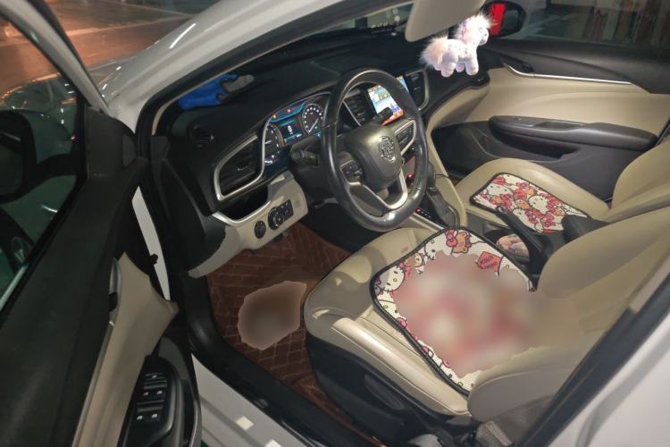 Used Buick GT 2018 15T Dual-Clutch Elite Model China V Standard Driver Seat