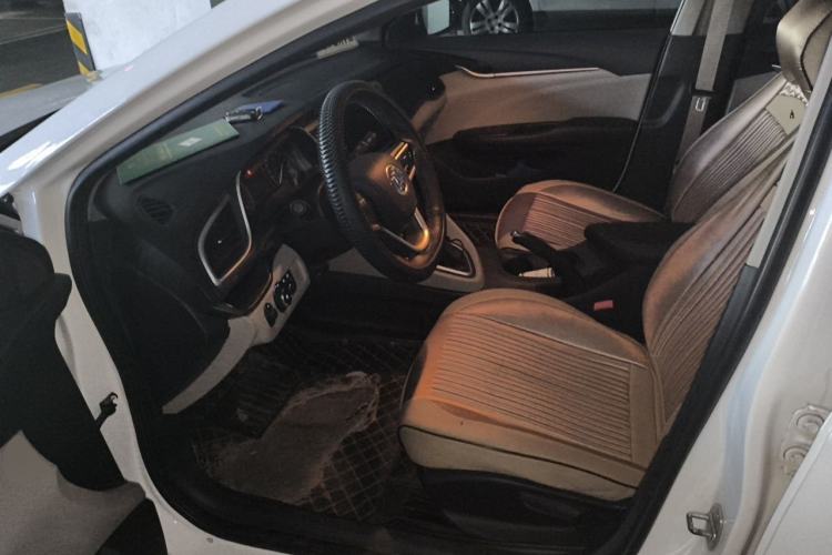 Used Buick GT 2018 15T Dual-Clutch Advanced Model China V Standard Driver Seat