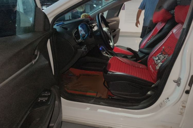 Used Buick GT 2018 18T Automatic Elite Model Driver Seat
