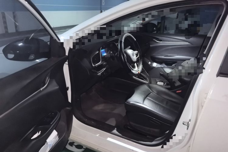 Used Buick GT 2018 18T Automatic Elite Model Driver Seat
