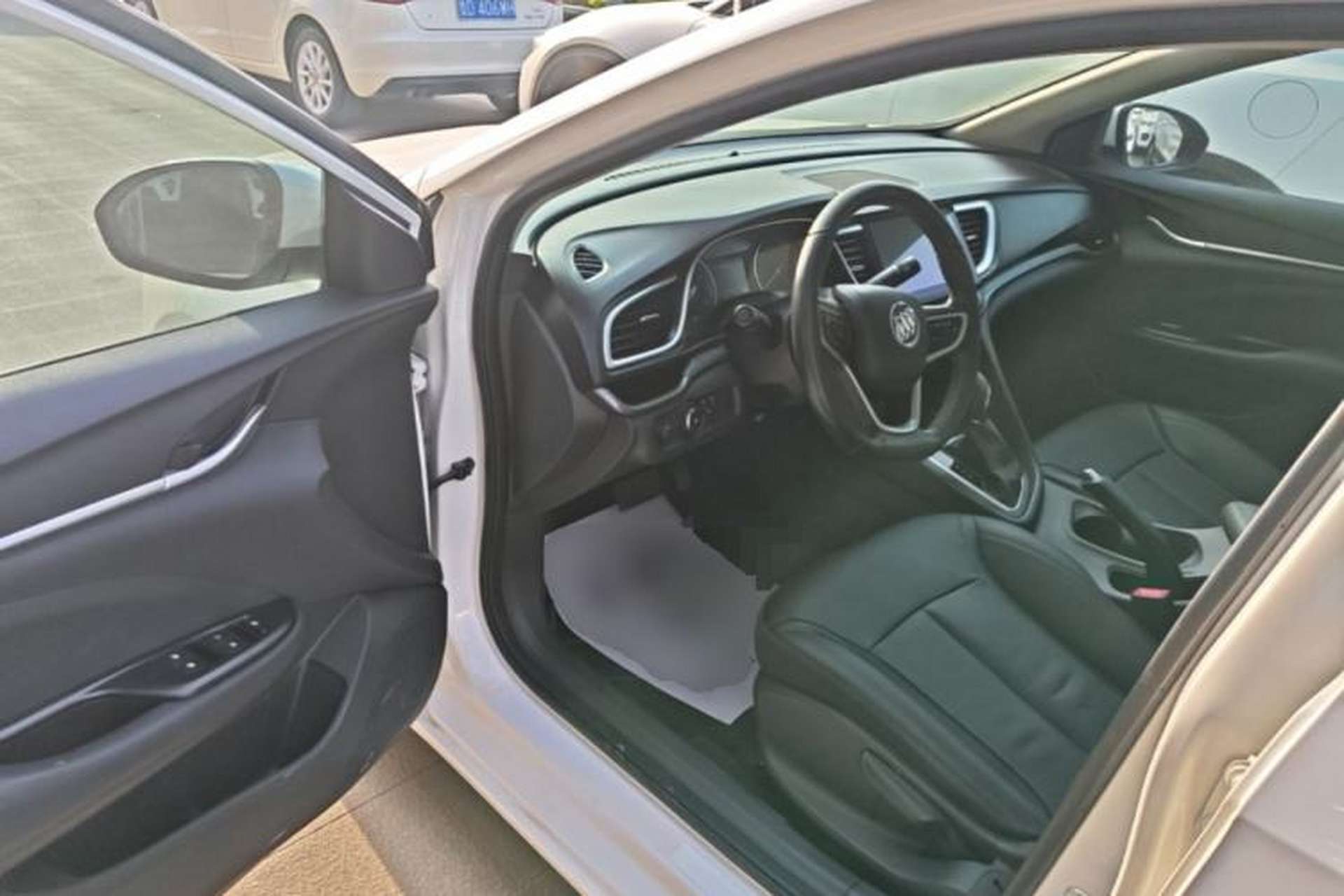 Used Buick GT 2018 18T Automatic Elite Model Driver Seat