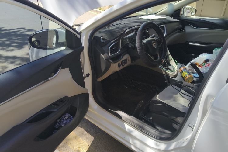 Used Buick GT 2018 15T Dual-Clutch Elite Model China V Standard Driver Seat