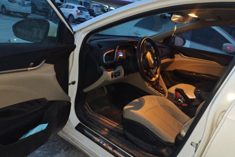 Used Buick GT 2018 15T Dual-Clutch Advanced Model China V Standard Driver Seat
