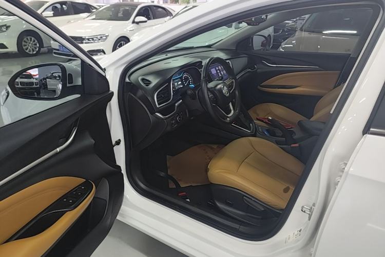 Used Buick GT 2018 18T Automatic Flagship Model Driver Seat