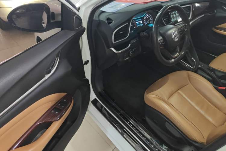 Used Buick GT 2018 18T Automatic Flagship Model Driver Seat