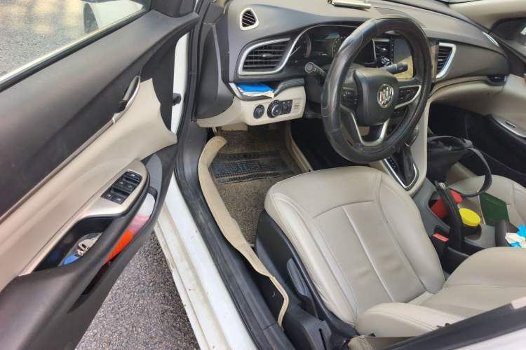 Used Buick GT 2018 15T Dual-Clutch Elite Model China V Standard Driver Seat