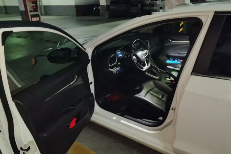 Used Buick GT 2018 18T Automatic Elite Model Driver Seat