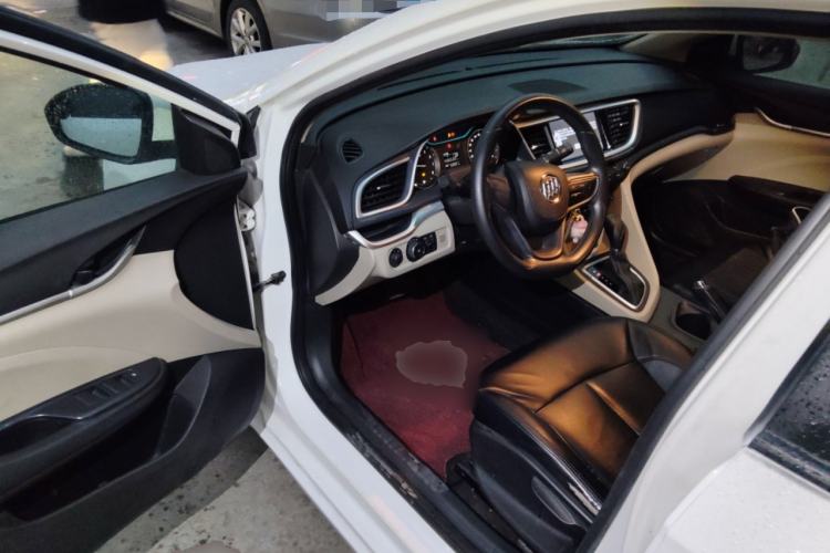 Used Buick GT 2018 15T Dual-Clutch Advanced Model China V Standard Driver Seat