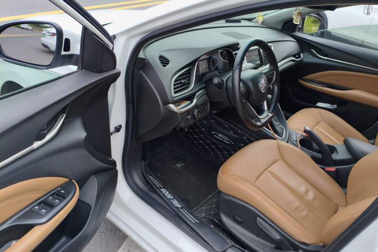Used Buick GT 2018 18T Automatic Flagship Model Driver Seat