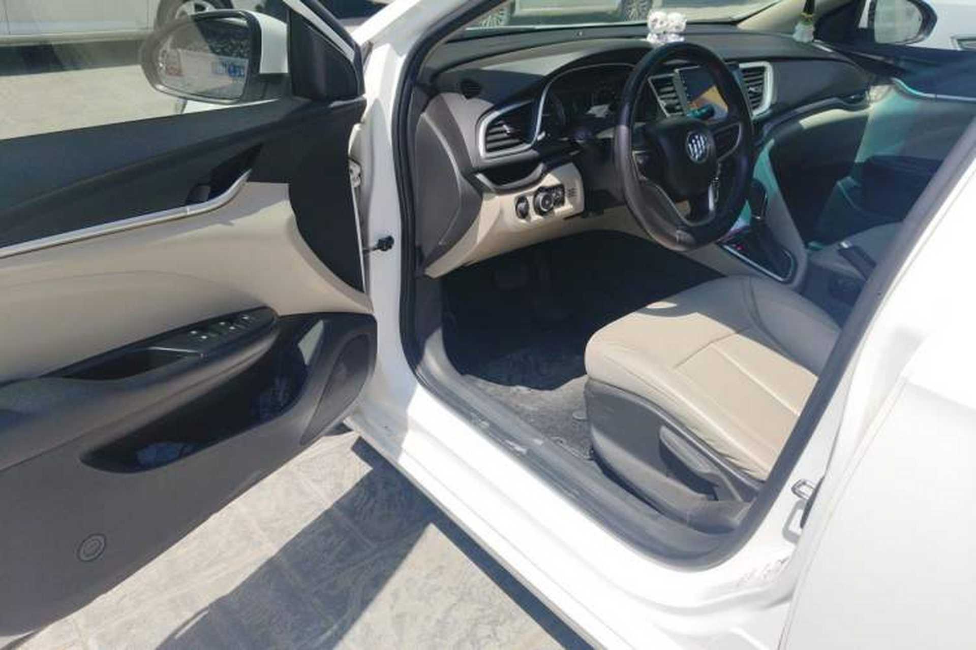 Used Buick GT 2018 15T Dual-Clutch Elite Model China V Standard Driver Seat