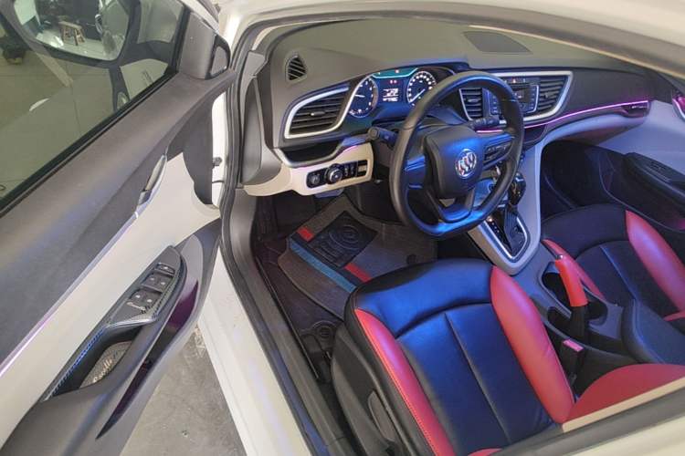 Used Buick GT 2018 15T Dual-Clutch Advanced Model China V Standard Driver Seat