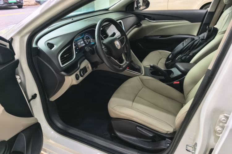 Used Buick GT 2018 15T Dual-Clutch Elite Model China V Standard Driver Seat