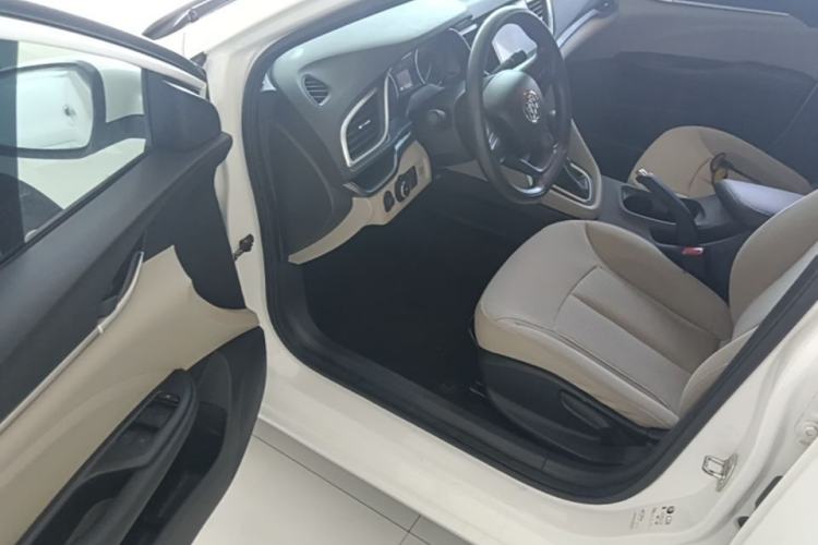 Used Buick GT 2018 15T Dual-Clutch Advanced Model China V Standard Driver Seat