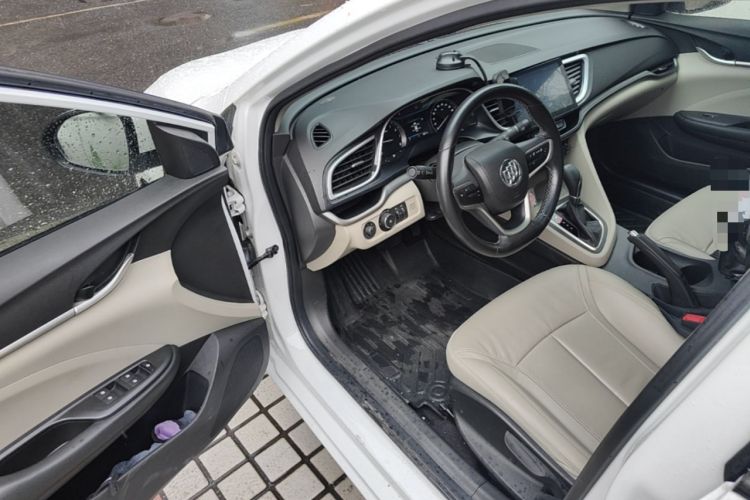 Used Buick GT 2018 15T Dual-Clutch Elite Model China V Standard Driver Seat