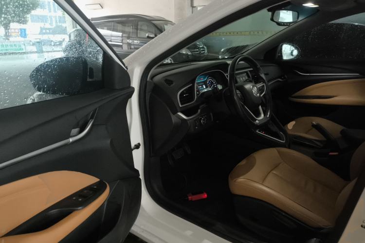 Used Buick GT 2018 18T Automatic Flagship Model Driver Seat