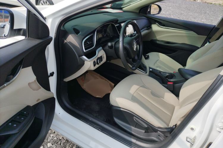 Used Buick GT 2018 15T Dual-Clutch Advanced Model China V Standard Driver Seat