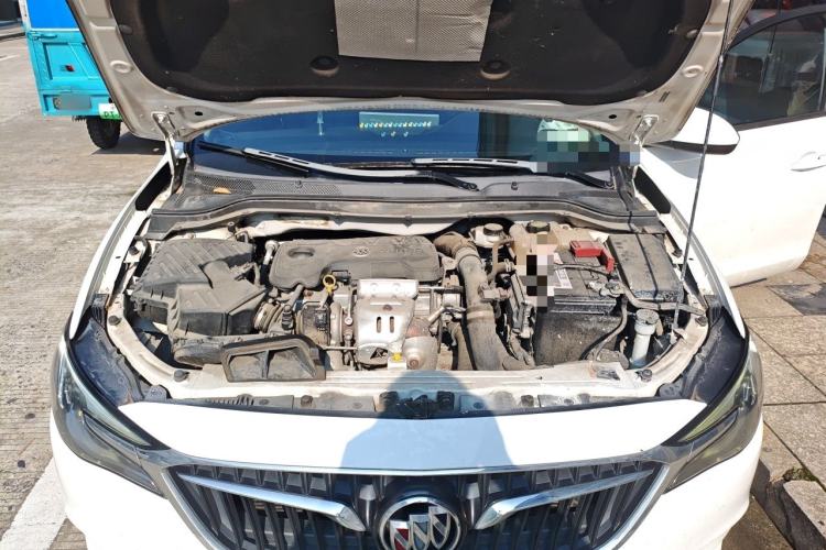 Used Buick GT 2018 18T Automatic Elite Model Engine Bay