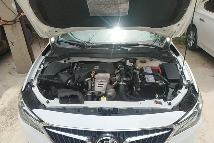Used Buick GT 2018 15T Dual-Clutch Elite Model China V Standard Engine Bay