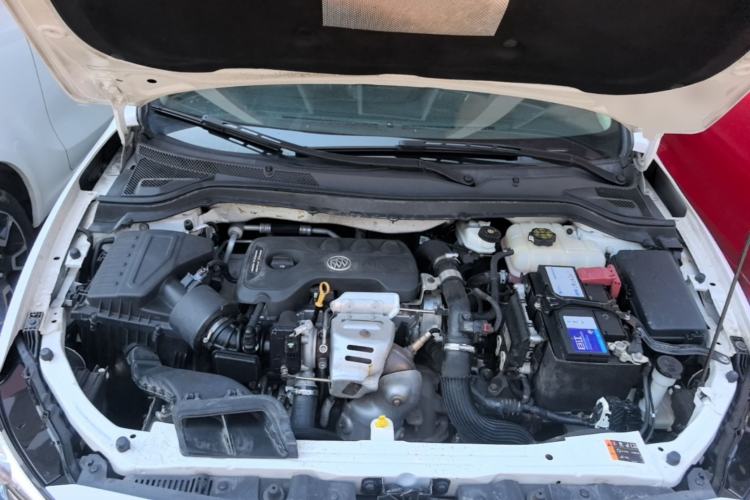 Used Buick GT 2018 15T Manual Elite Version China V Standard Engine Bay