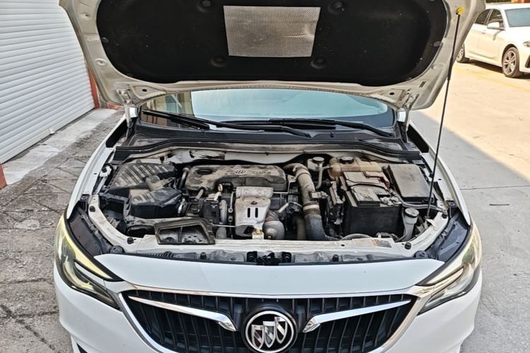 Used Buick GT 2018 18T Automatic Elite Model Engine Bay