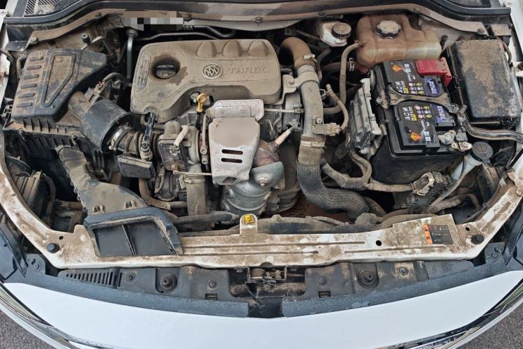 Used Buick GT 2018 15T Manual Elite Version China V Standard Engine Bay